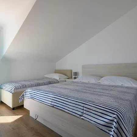 Inat Guest house