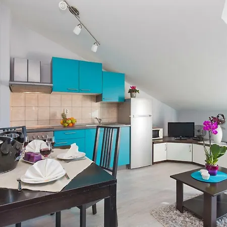 Guest house Inat